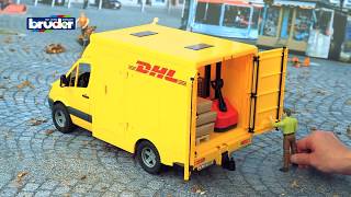 Mercedes Benz Sprinter DHL  02534  BRUDER Spielwaren [upl. by Reehsab]