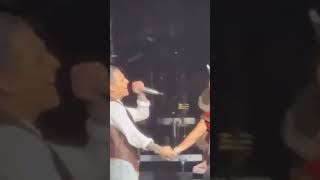 Ángela Aguilar y Christian Nodal se dan su primer beso en público [upl. by Negris]